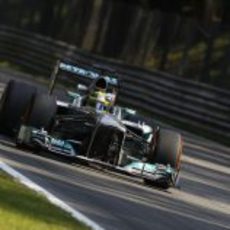 Nico Rosberg termina contento el primer día en Monza