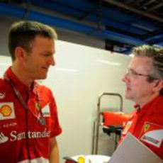 James Allison charla con Pat Fry