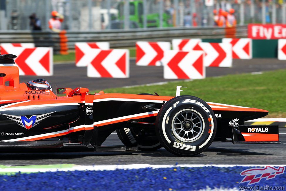 Jules Bianchi disputa la Q1 en Monxa