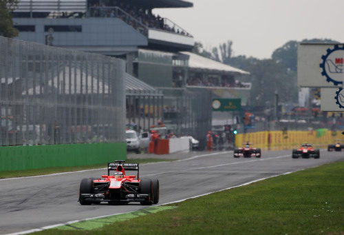 Jules Bianchi rueda con los duros