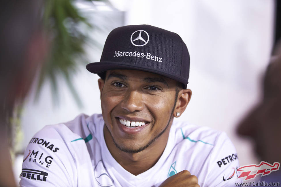 Sonrisa de Lewis Hamilton