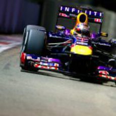 Sebastian Vettel rueda en Singapur