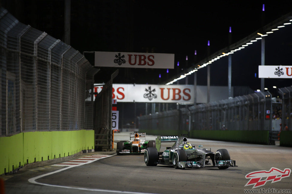 Nico Rosberg y Adrian Sutil en la clasificación