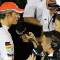 Jenson Button atiende a los medios de comunicación