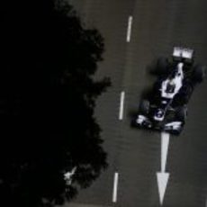 Pastor Maldonado exprime los medios en el trazado de Marina Bay