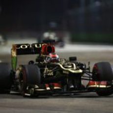 Kimi Räikkönen alcanzó el podio en Singapur