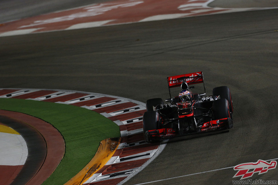 Curva para Jenson Button en Marina Bay