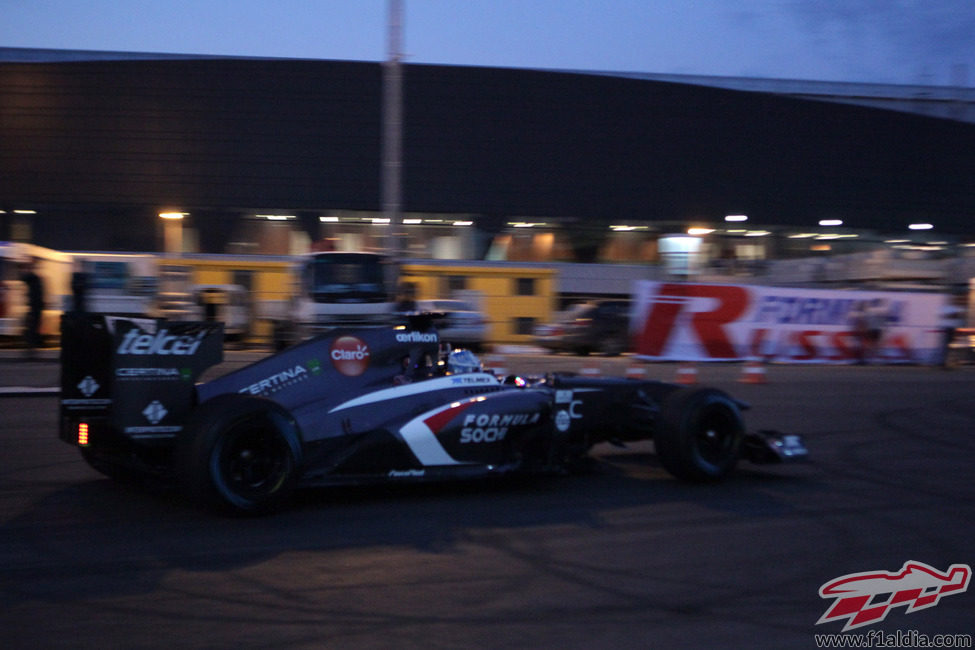 La noche cae para Sergey Sirotkin