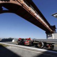 Romain Grosjean en la entrada al pit-lane de Yeongam