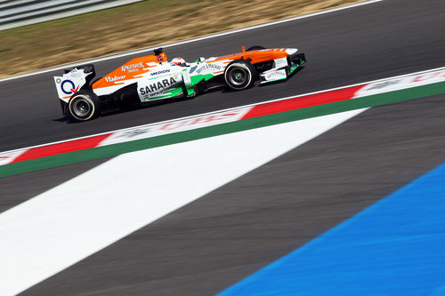 Paul di Resta con el Force India sobre el asfalto de Yeongam