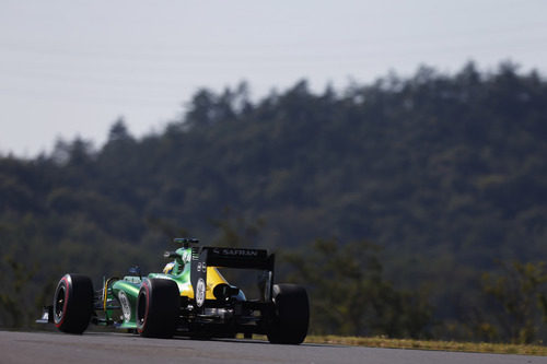 Charles Pic rodando en los libres de Corea