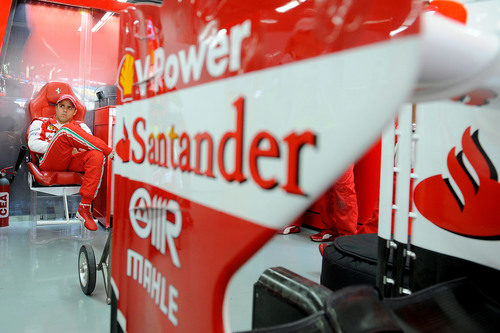 Felipe Massa en su asiento