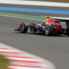 Mark Webber rueda en los terceros libres