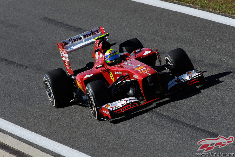 Felipe Massa rodando en los entrenamientos