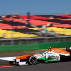 Adrian Sutil rodando en el Gran Premio de Corea