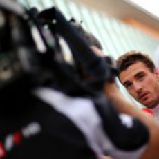El renovado Jules Bianchi habla con la prensa