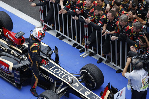 Lotus celebra el segundo puesto de Räikkönen en Corea