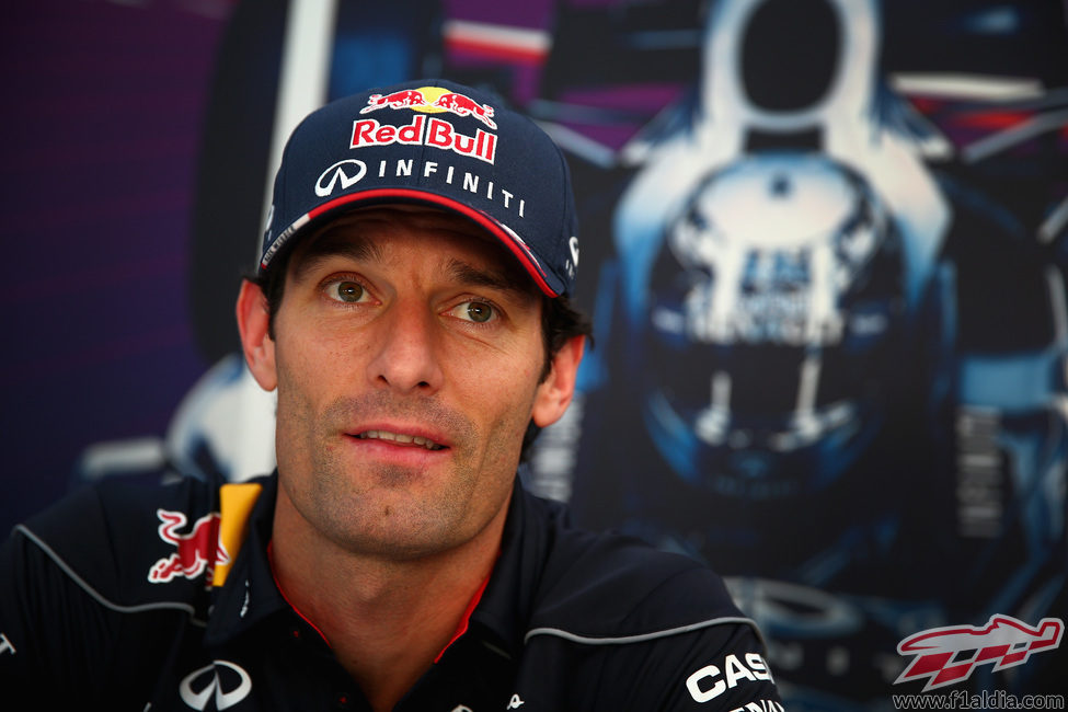 Mark Webber muestra un aspecto risueño