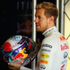 Sebastian Vettel y su casco