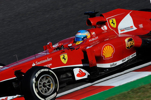 Fernando Alonso prueba el medio en Suzuka