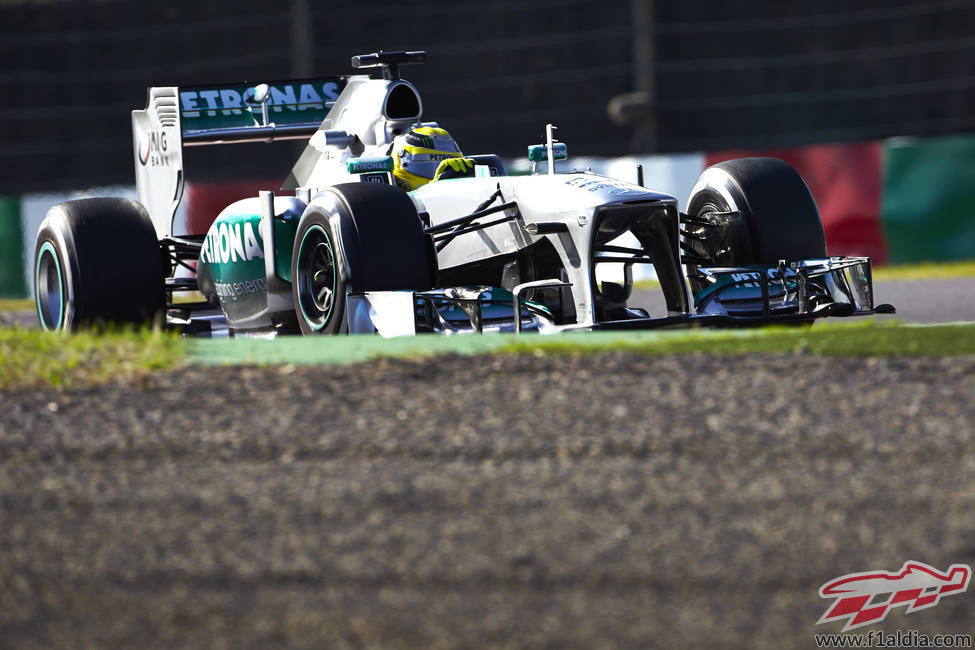 Nico Rosberg disputa los Libres 2 del GP de Japón