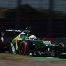 Giedo van der Garde prueba el compuesto duro