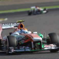 Adrian Sutil pilota el VJM06 en Suzuka