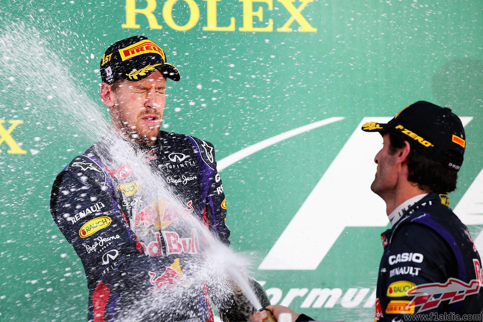 Champán para Sebastian Vettel y Mark Webber