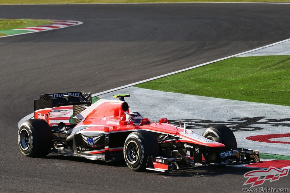 Max Chilton rueda con el compuesto medio durante el GP de Japón 2013