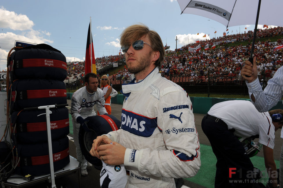 Heidfeld en la parrilla