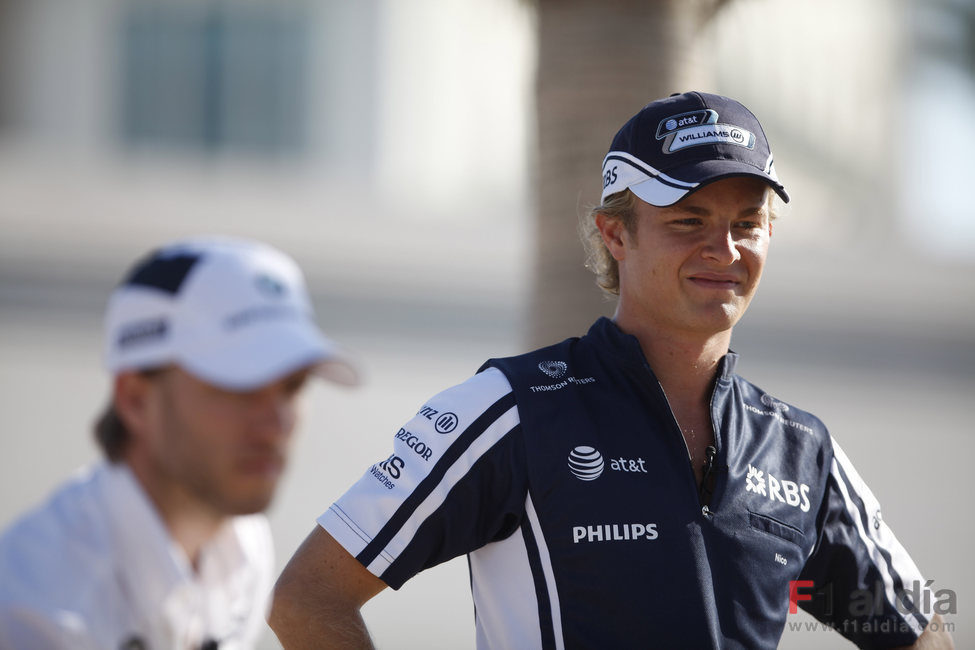 Rosberg juega a la petanca