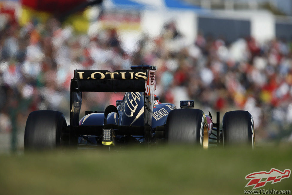 Kimi Räikkönen remontó hasta la quinta posición en Suzuka