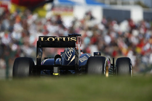 Kimi Räikkönen remontó hasta la quinta posición en Suzuka