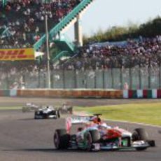 Paul di Resta lidera un gran grupo de monoplazas