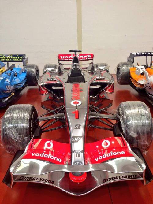 El McLaren MP4-22, presente