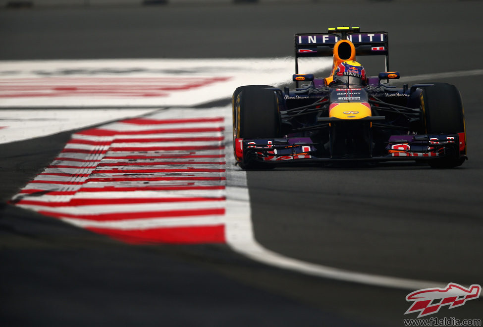 Mark Webber consiguió ser segundo en las dos sesiones de libres del viernes