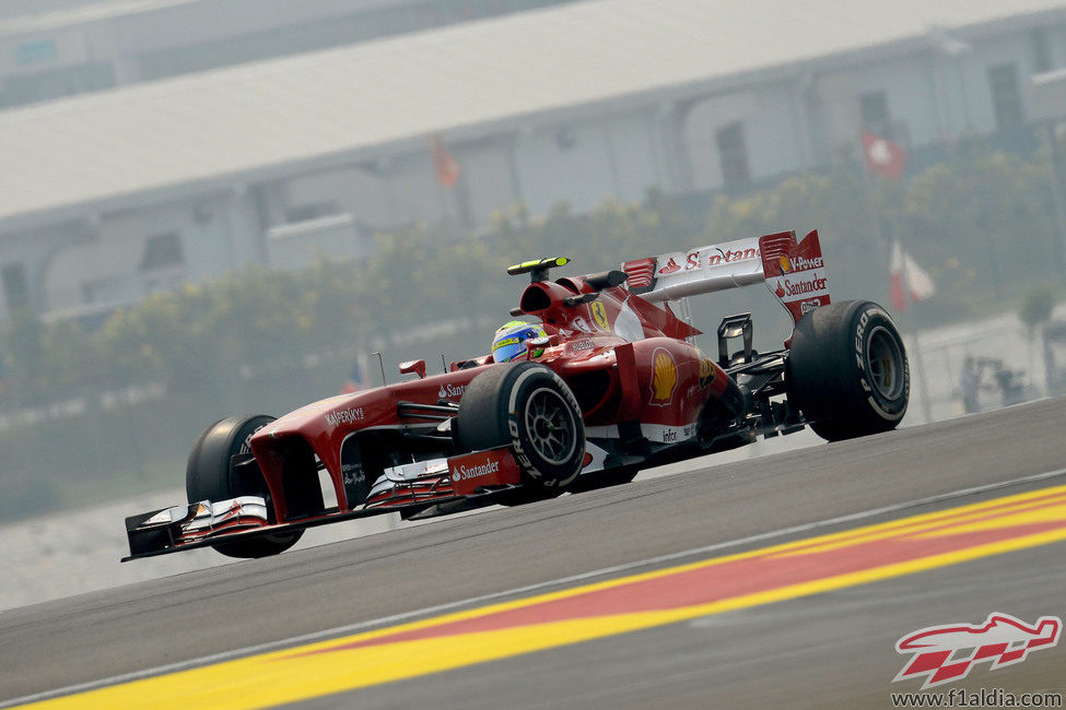 Neumático medio para Felipe Massa