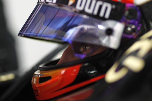 Mirada intensa de concentración de Romain Grosjean