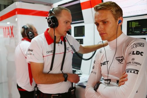Max Chilton piensa en el box de Marussia