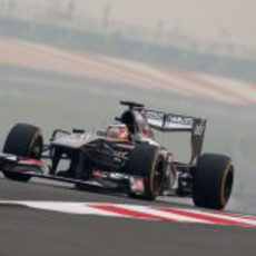 Nico Hülkenberg en la penúltima curva del Buddh International Circuit