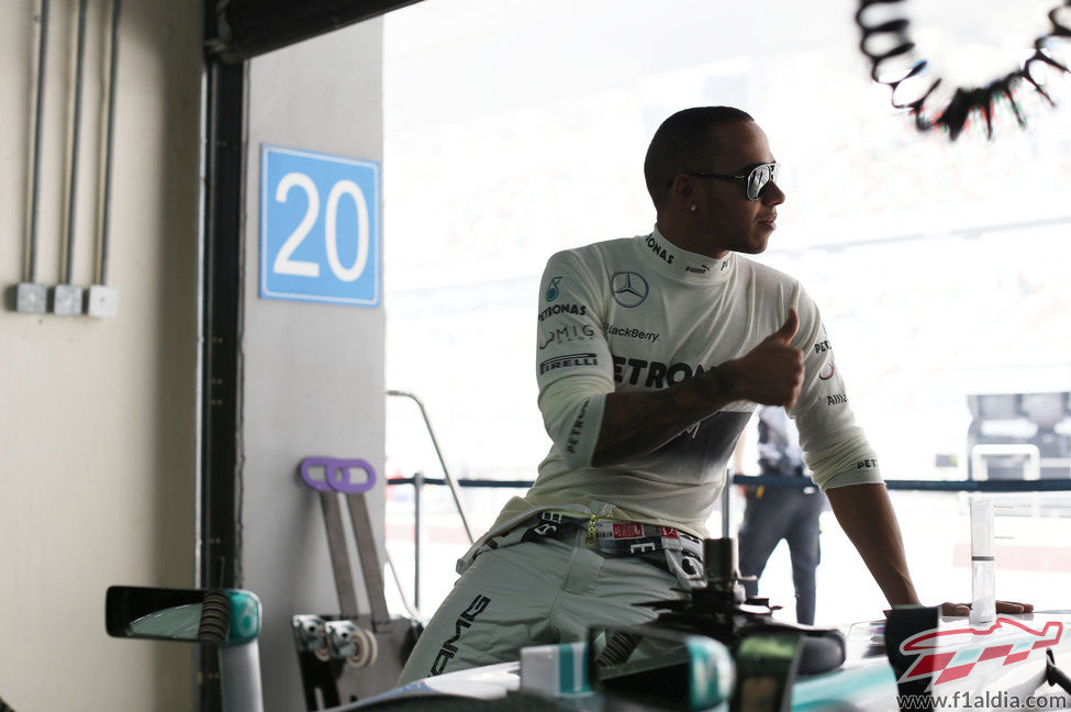 Lewis Hamilton saldrá tercero en la India