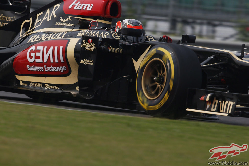 Kimi Räikkönen con el neumático blando durante la clasificación en la India