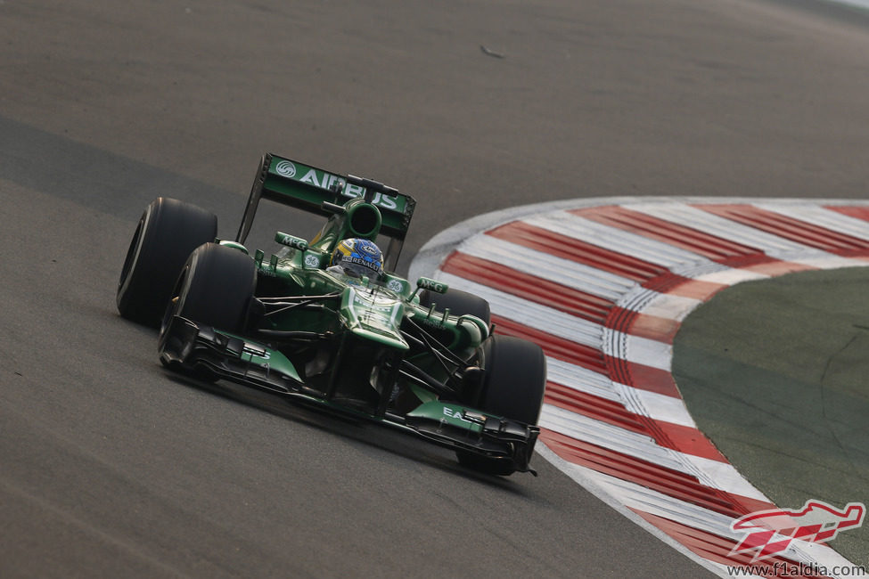 Charles Pic avanza en el Buddh International Circuit