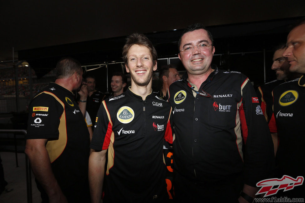 Romain Grosjean y Eric Boullier en la India