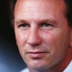 Christian Horner, serio en Abu Dabi