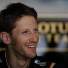 Romain Grosjean, sonriente en Abu Dabi