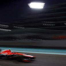 Max Chilton 'vuela' en los libres de Abu Dabi