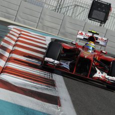 Felipe Massa saldrá octavo en Abu Dabi