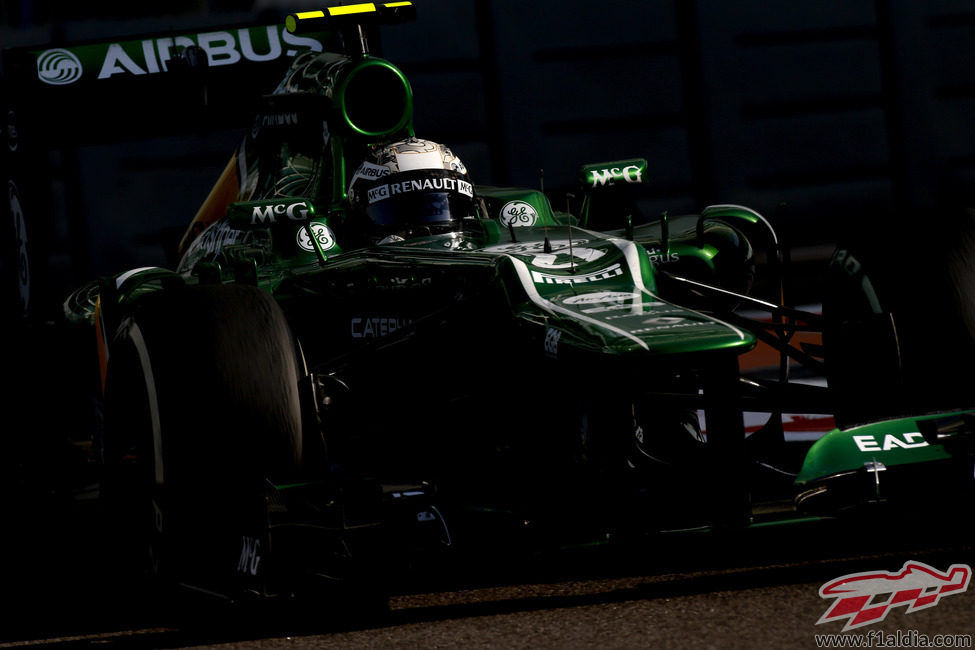 Giedo van der Garde avanza en Abu Dabi