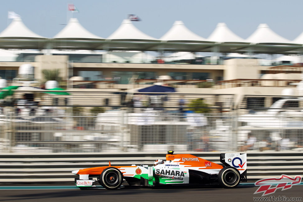 Adrian Sutil cayó en la Q1